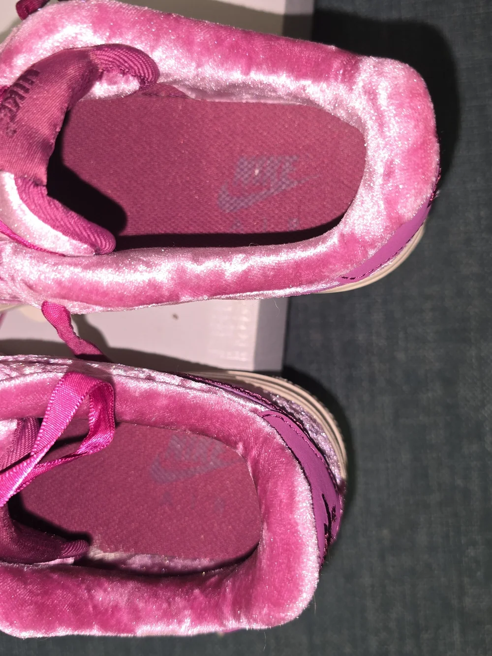 Nike Air Women’s Velvet Low-Top Sneakers in Pink